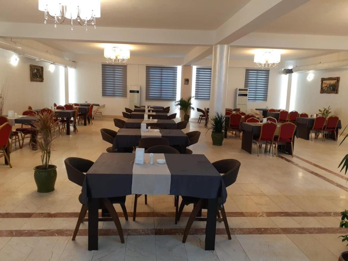 Hotel Sinaia Palace เอร์เบล ภายนอก รูปภาพ